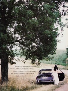 VogueParisOctober1991_207.jpg