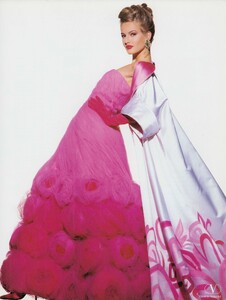 VogueParisSeptember1991_035.jpg
