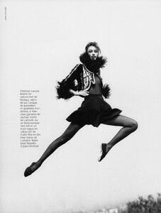 VogueParisSeptember1991_175.jpg