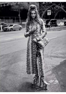 Vogue Uk-11 2025_10.jpg