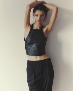 anna.bicanova_3067853567943725862's2025-10-9-19.2.98 story.jpg