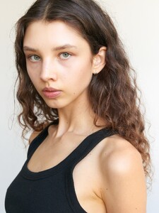 anna.bicanova_3725320051671843376's2025-10-9-6.31.985 story.jpg