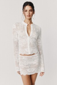 belinda-top-white-lace-with-jean-07_ec9b3a05-7fbb-4972-9ddb-7873b55b7196_2000x.jpg