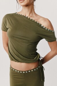 benny-top-khaki-with-jean-04_2000x.jpg