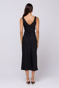charlie-dress-in-black-5534864.jpg