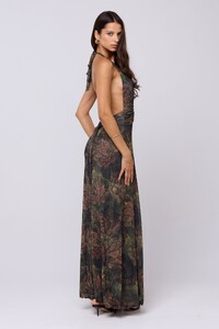 chelsea-dress-in-autumn-5134304.jpg