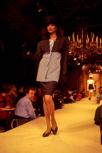 glorburgess-Lecoanet Hemant HC85 (4).jpg