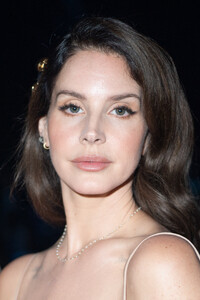 lana-valentino-show-pfw-028.jpg