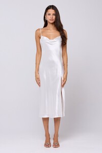 madison-slip-in-pearl-8856670.jpg