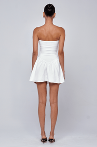 makie-dress-white-linen-6262951.png