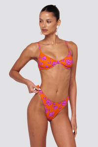 matty-bikini-top-in-mandarin-9944331.png
