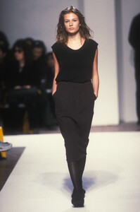 narciso-rodriguez-fw-98-6.jpg