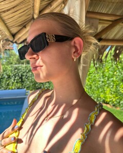 noemi.psl_3680019152545781115's2025-7-19-20.10.697 story.jpg