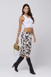 rachel-skirt-in-hide-5742574.jpg