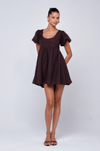 shay-mini-in-brown-linen-1389585.png