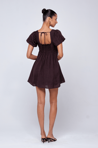 shay-mini-in-brown-linen-1821565.png
