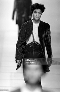 toveN f90emporioArg-01.jpg