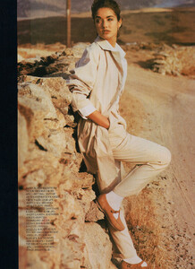19-MARIECLAIREGR-Sept-1992-m.LorenaGiaquinto-ph.KostasCoutayar.jpg