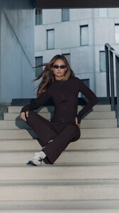 [2025.10.26] hm_move_3752050684527939237.jpg