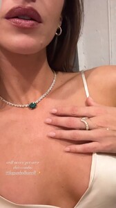 [2025.10.28] msgigiparis_3753416887167164530.jpg