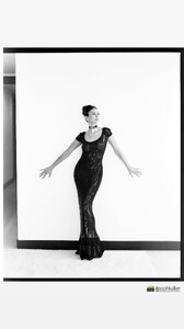 [2025.10.28] nina_3753648552930096881.jpg