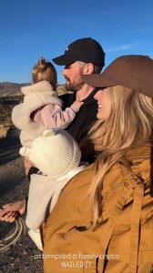 [2025.10.29] katelove_3754489701731256970.jpg