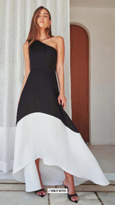 [2025.10.31] elliatt_3755334410523521897.jpg