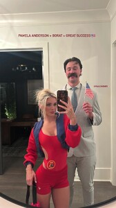 [2025.10.31] livvydunne_3755888030163919330.jpg