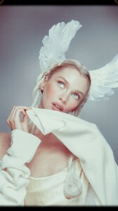 [2025.10.31] stellamaxwell_3755689331563379523.jpg