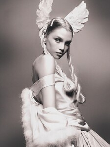 [2025.10.31] stellamaxwell_572670643_18549486304030343_5844240715238837700_n.jpg