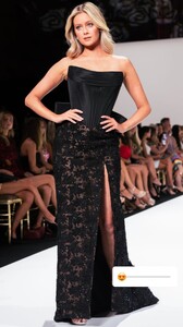 [2025.11.01] hannahg-sherrihill_3756596417171925563.jpg