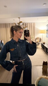 [2025.11.01] hannahg_3756819775486853748.jpg