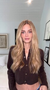 [2025.11.01] katelove_DQhvKj5Ejiy.jpg