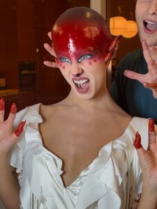 [2025.11.02] carmellarose_573396811_18544394578035727_7708219965649267751_n.jpg