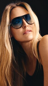 [2025.11.02] carolinalemkeberlin.il_DQi4ObtjZhD.jpg