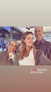 [2025.11.02] lindsaydemyan_3756818877570461890.jpg