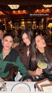 [2025.11.02] nina_3757204739420233733.jpg