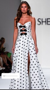 [2025.11.02] sherrihill_3757348895408622146.jpg