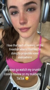 [2025.11.03] duffygurl_3757969582431854488.jpg