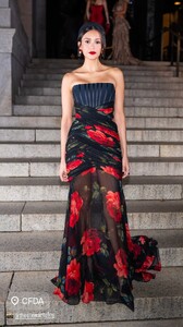 [2025.11.04] nina_3758542549943254971.jpg