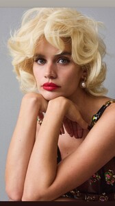 [2025.11.04] sarasampaio_3758573413905452738.jpg