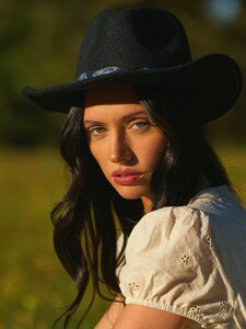 [2025.11.07] alexisbumgarner_574083396_18541006555029910_9028354711294253981_n.jpg