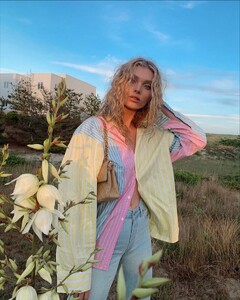 [2025.11.07] kulikulikulik_574230250_18539776006053649_6176554904351442302_n.jpg