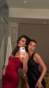 [2025.11.08] kendalljenner_3761802564439455139.jpg
