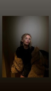 [2025.11.08] stellamaxwell_3761789783908647473.jpg