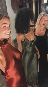 [2025.11.09] elizabethcturner-zaina_gohou_3762389423192182727.jpg