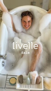 [2025.11.10] barrefaeli_3762925261902327747.jpg