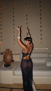 [2025.11.10] carmellarose_3762975433722857479.jpg