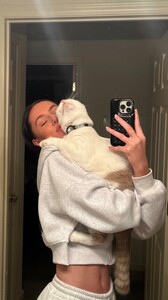 [2025.11.12] alexisbumgarner_3764595343485907303.jpg