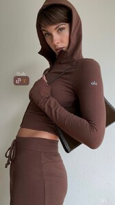 [2025.11.12] carmellarose_3764501923568469431.jpg